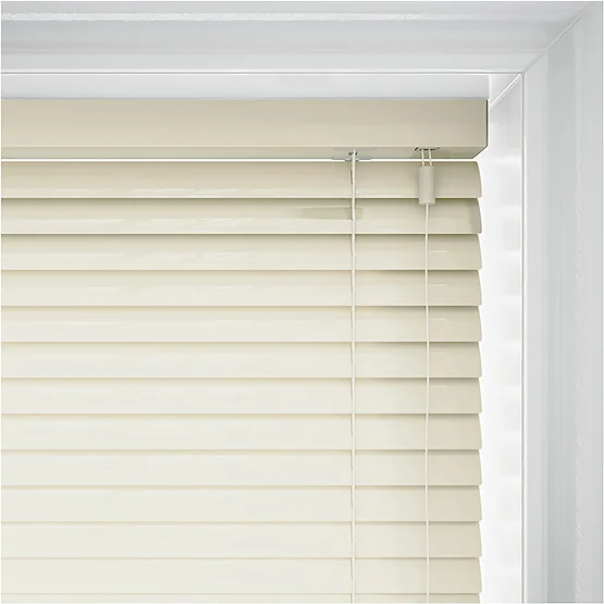 Verta Canopy venetian