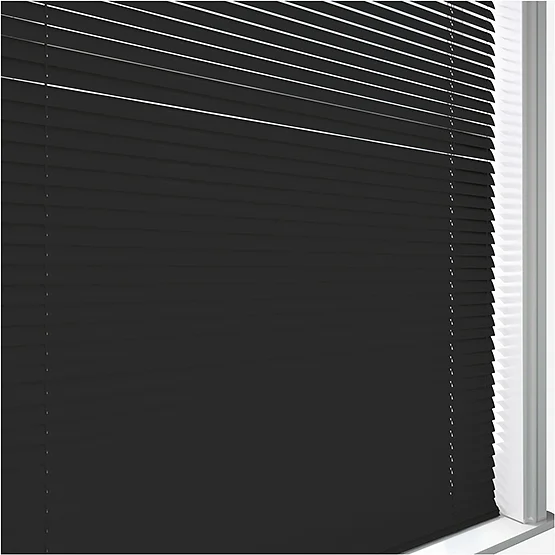Verta Black venetian