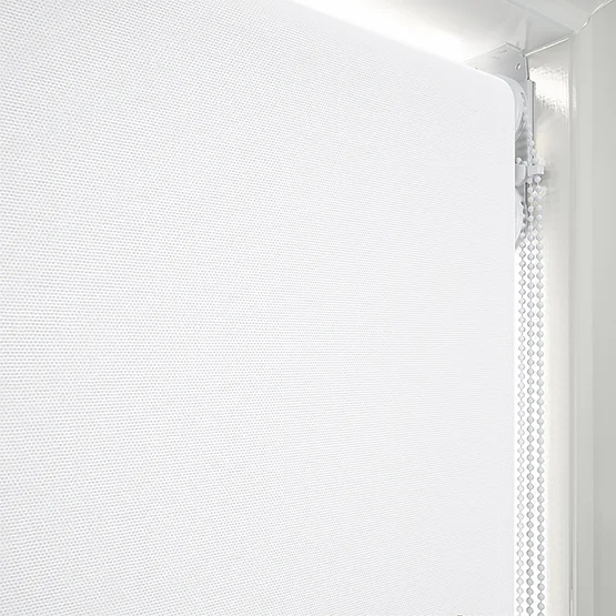 Supreme Blackout White & SunVue Jet Black double_roller