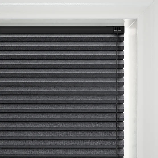 Berlin Blackout Jet pleated