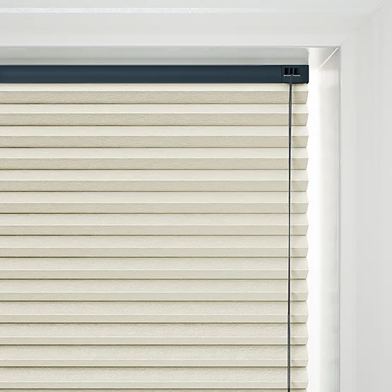 ThermoCell Blackout Cream pleated