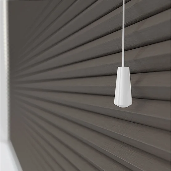 Luna Walnut pleated