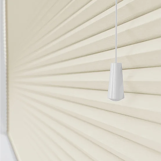ThermoCell Blackout Cream pleated