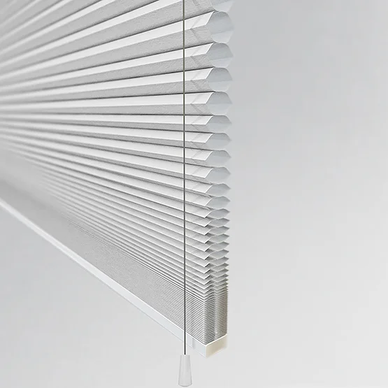 Halo Frost pleated