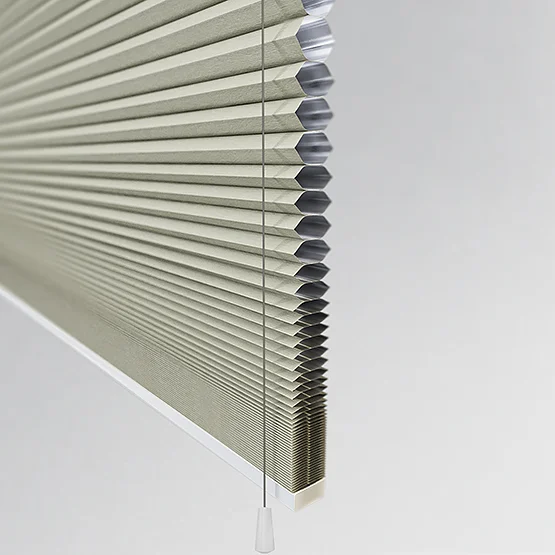 Luna Parchment pleated