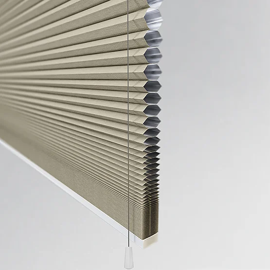 Luna Taupe pleated