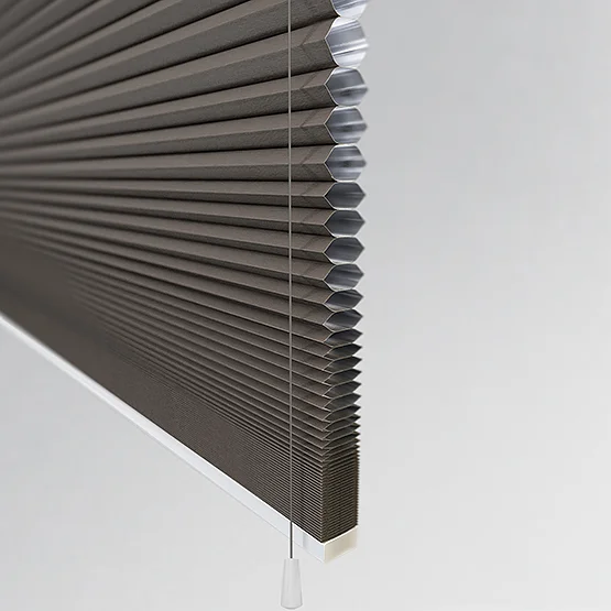 Luna Walnut pleated