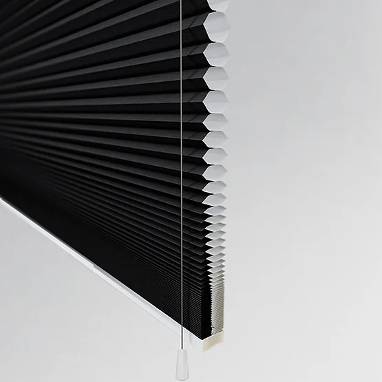 Berlin Blackout Jet pleated