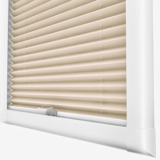 Dresden Cream perfect_fit_pleated