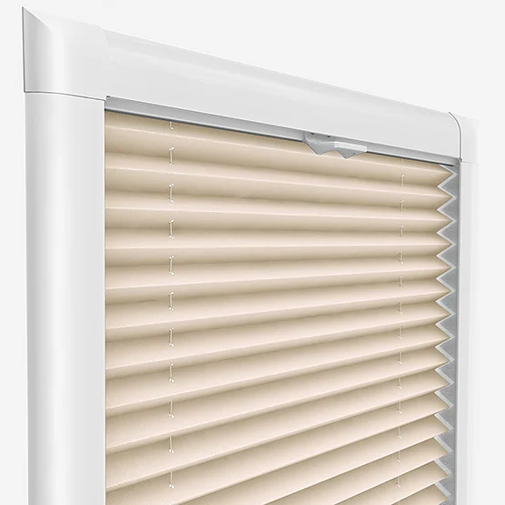 Dresden Cream perfect_fit_pleated