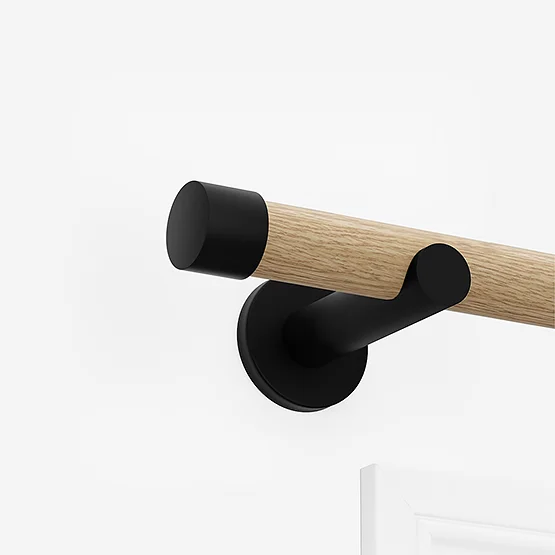 28mm Signature Matt Black & Natural Oak End Cap Eyelet pole