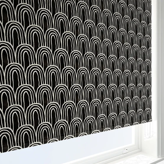 Sonova Studio All Over Rainbow Liquorice roller