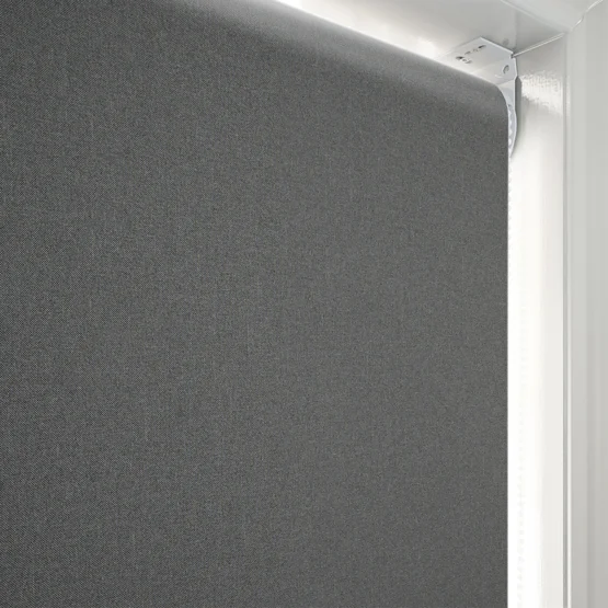 Coulisse Wembley Blackout Frost roller