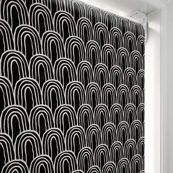 Sonova Studio All Over Rainbow Liquorice roller