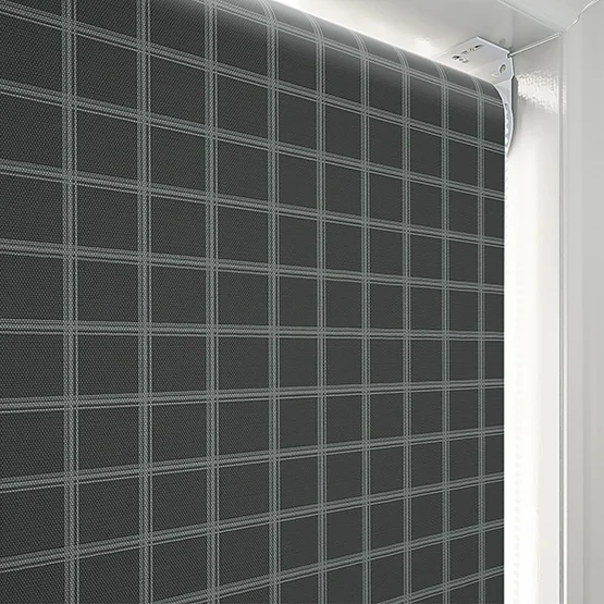 Sonova Studio Elgin Black roller