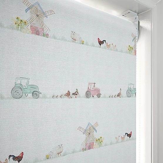 Sonova Studio Farmyard Linen roller