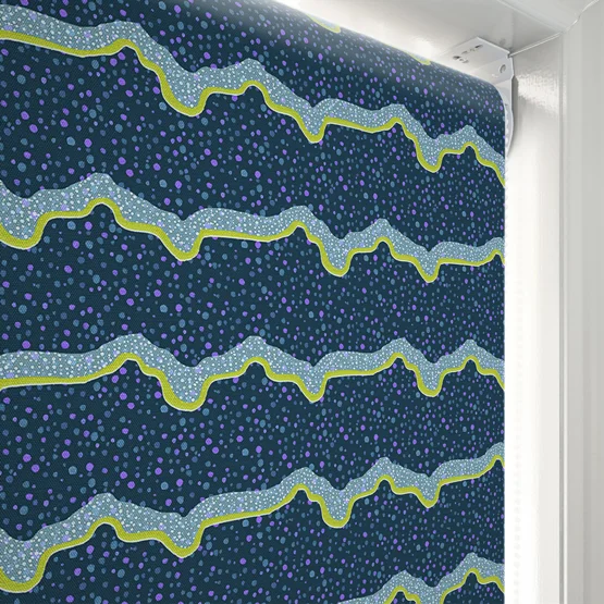 Sonova Studio Lava Lamp Midnight Blue roller