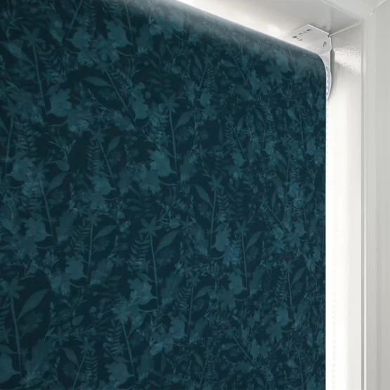 Sonova Studio Leafy Midnight Blue roller
