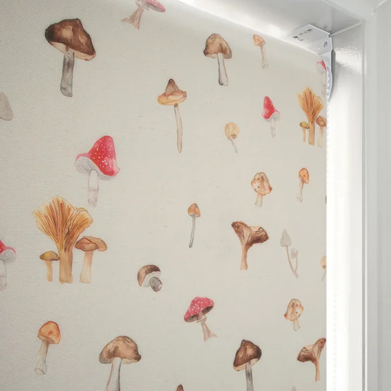 Sonova Studio Mushroom Forage Ecru roller