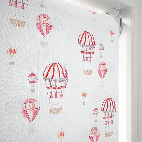 Sonova Studio Sky Voyage Bon Bon Red roller