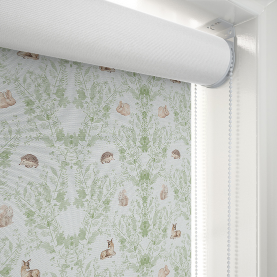 Sonova Studio Woodland Damask Fern Green roller