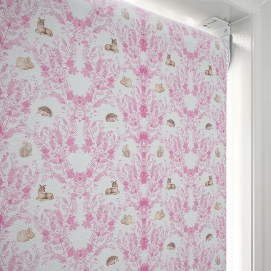 Sonova Studio Woodland Damask Orchid Pink roller