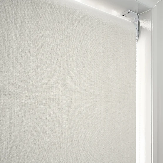 Flax Blackout Pale Oak roller