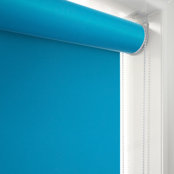 Touched By Design Spectrum Blackout Cyan roller
