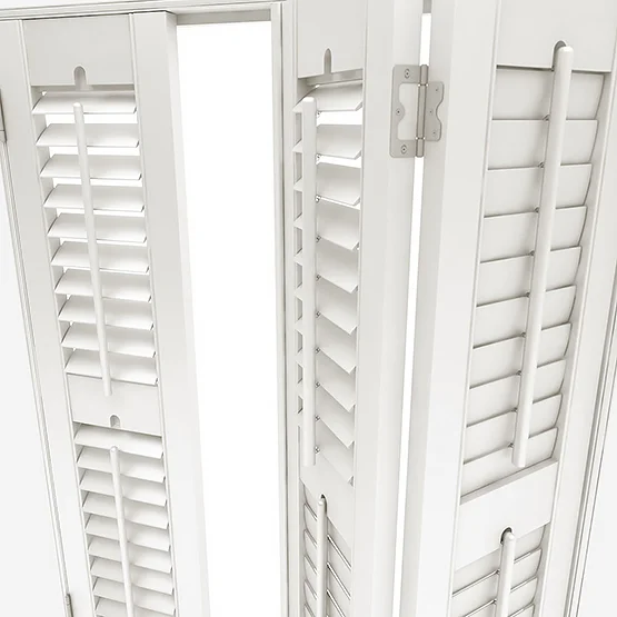WoodLux Eggshell White shutter