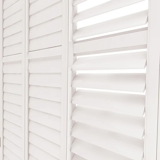 Serranda Cotton White shutter