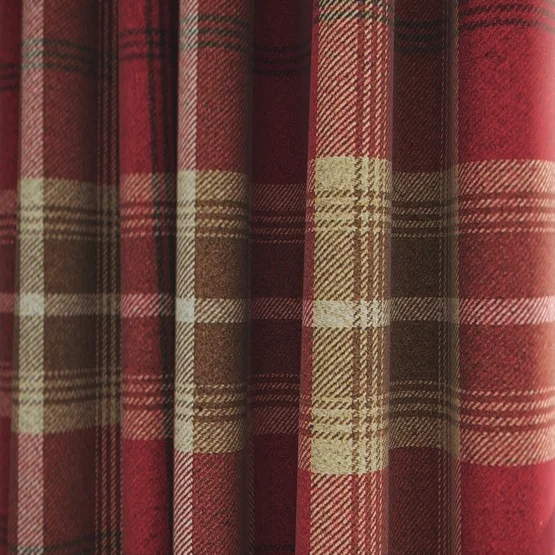 Balmoral Red curtain
