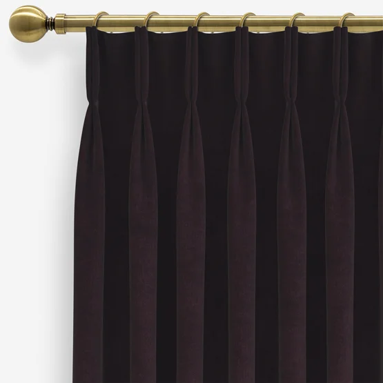 Milan Wine curtain