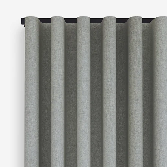 Tundra Platinum curtain