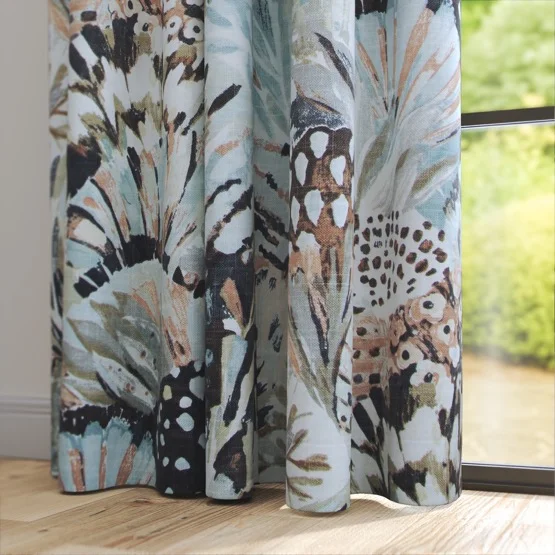 Edinburgh Weavers Maggie Stone curtain