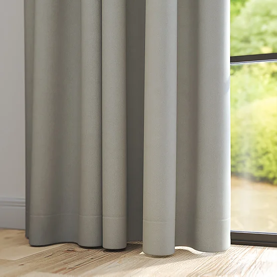 Manhattan Warm Grey curtain