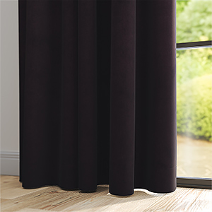 Milan Wine Curtain