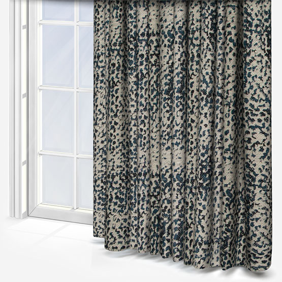 Madagascar Midnight Curtain