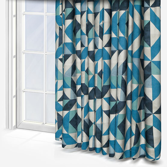 Acute Riviera Curtain