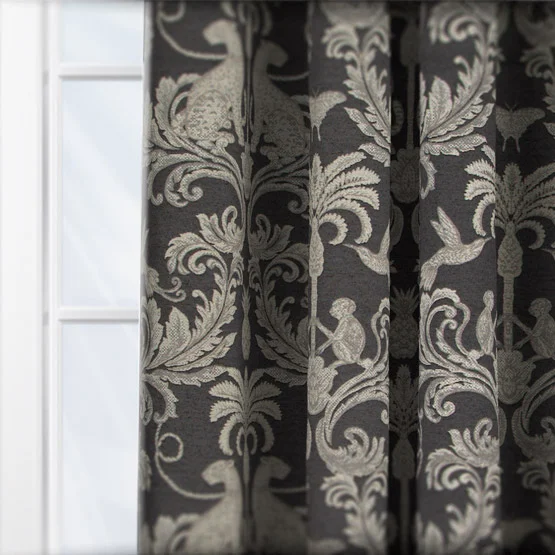 Pantera Noir curtain