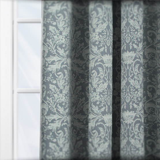 iLiv Belvedere Chrome curtain