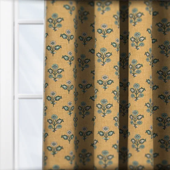 Kochi Turmeric curtain