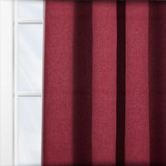 Tundra Bordeaux curtain