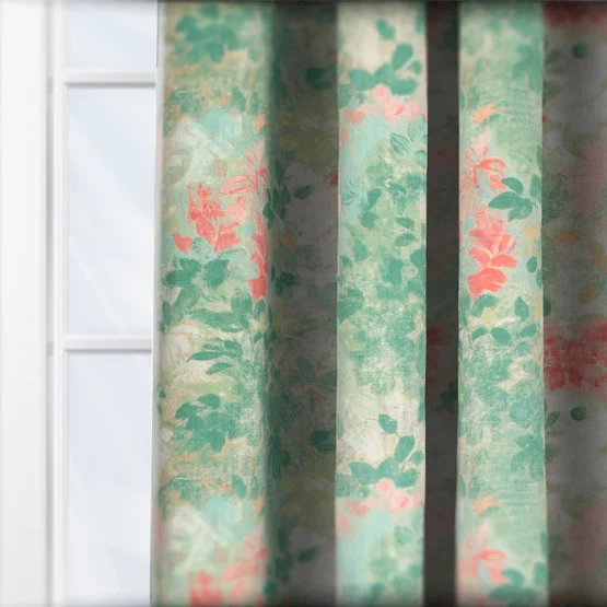 Claude Meringue curtain