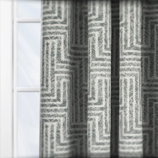 Spell Quartz curtain