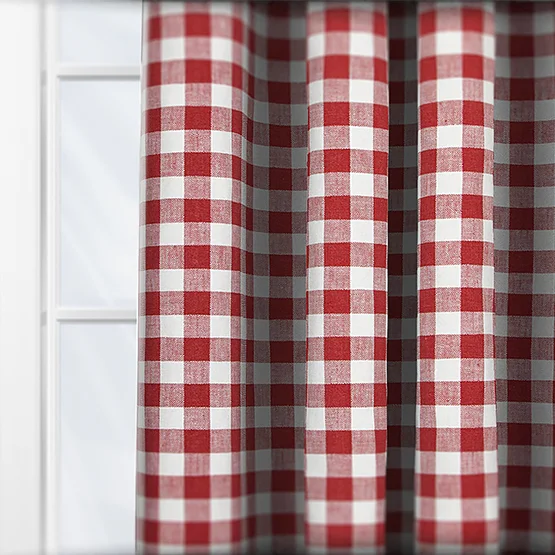 Wilson Poppy curtain