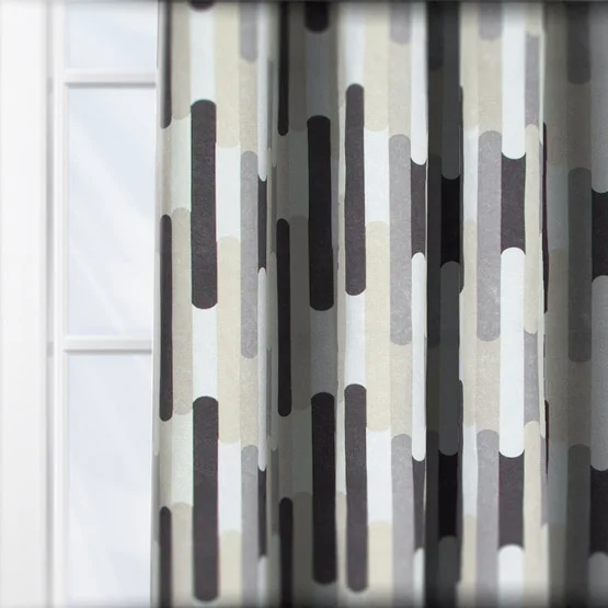Seattle Monochrome curtain