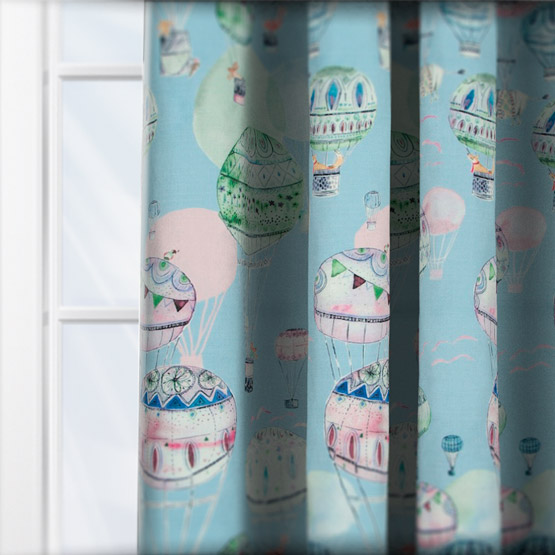 Voyage Up and Away Sky curtain