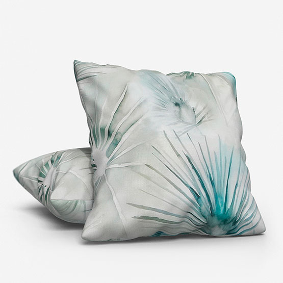 Voyage Amida Emerald cushion