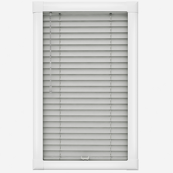 Precies Kalm Wooden Venetian Blind