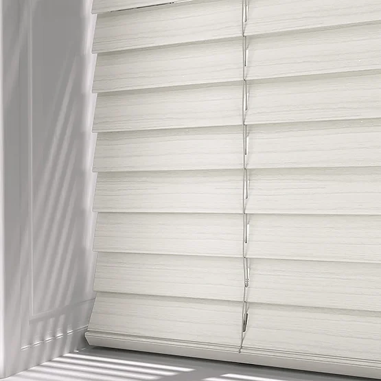 Aspect Country White venetian